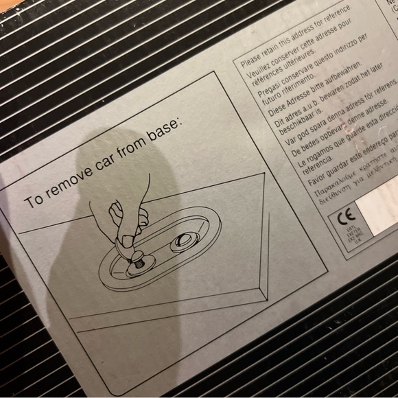 1/18 Ertl European Classics White 1948 Jaguar XK120 - Picture 11 of 13